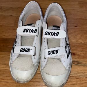 AMAZING CONDITION GOLDEN GOOSE